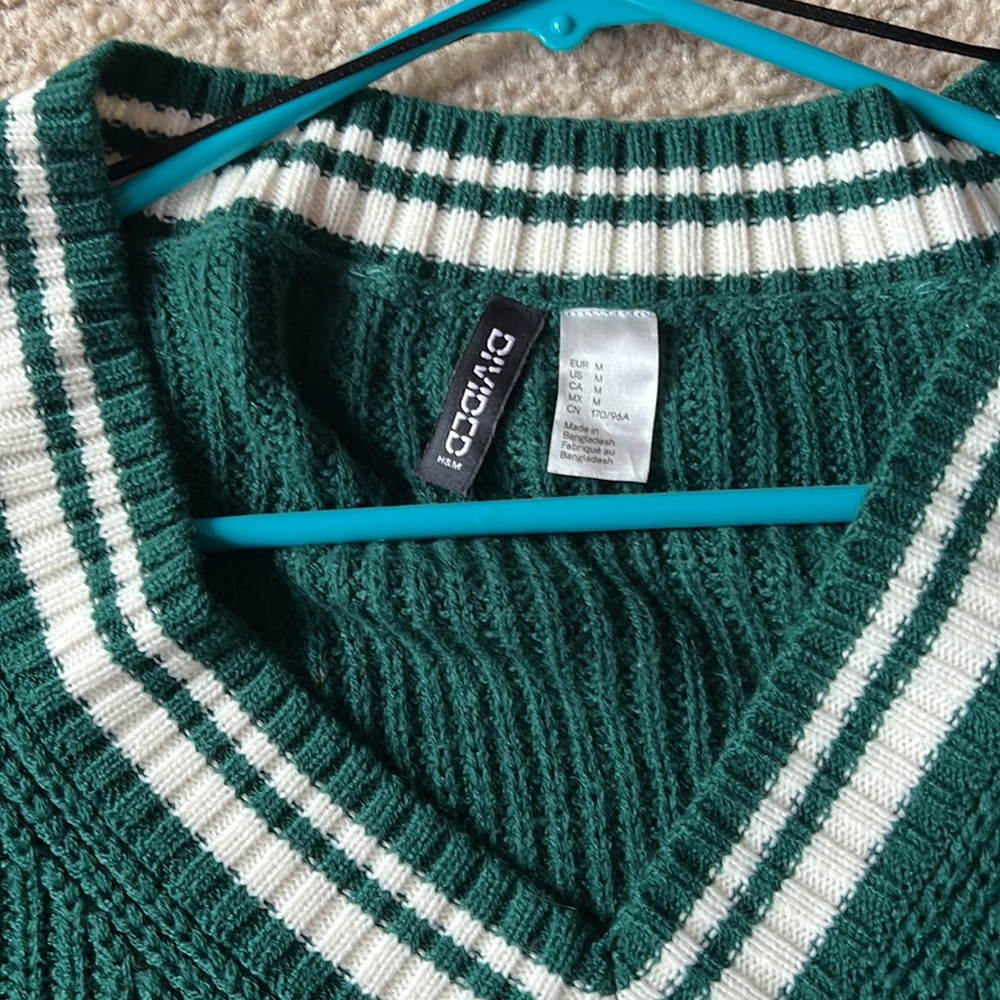 Sweater - Picture 2 of 2